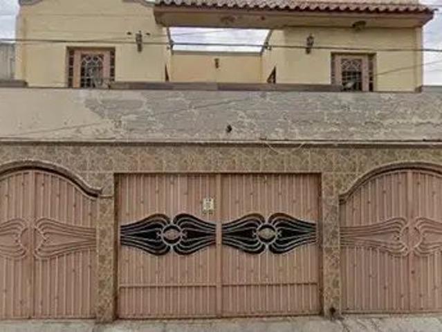 Casa En Venta Y Renta En Colonia El Carmen, Guadalajara
