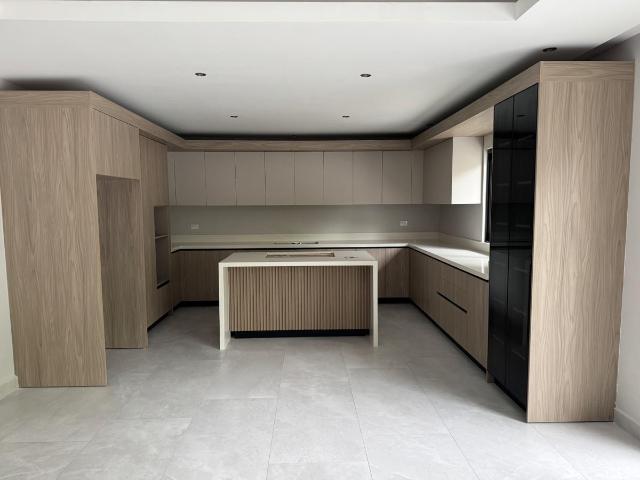 Casa en Venta y Renta en Altares Residencial, Santiago, Nuevo Le?n