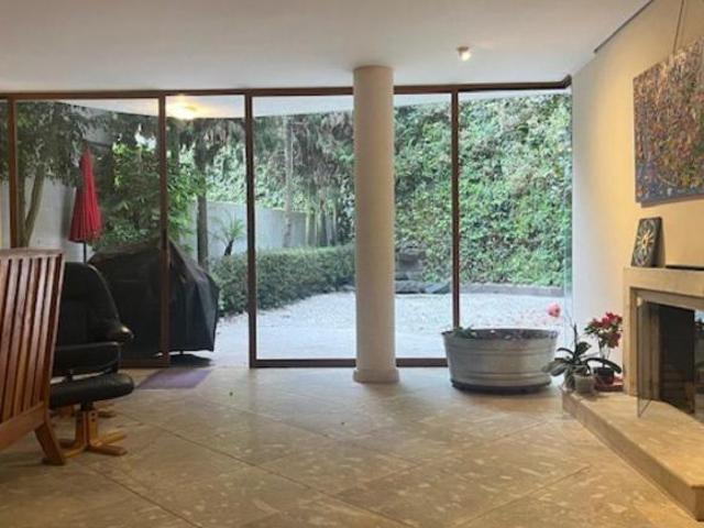 Casa en Venta y Renta en Bosques de las Lomas ceca de Lilas