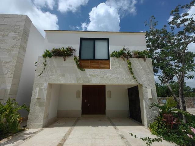 Casa en Venta y renta, en Losantos, 3 Rec?maras, Amplios espacios, Canc?n