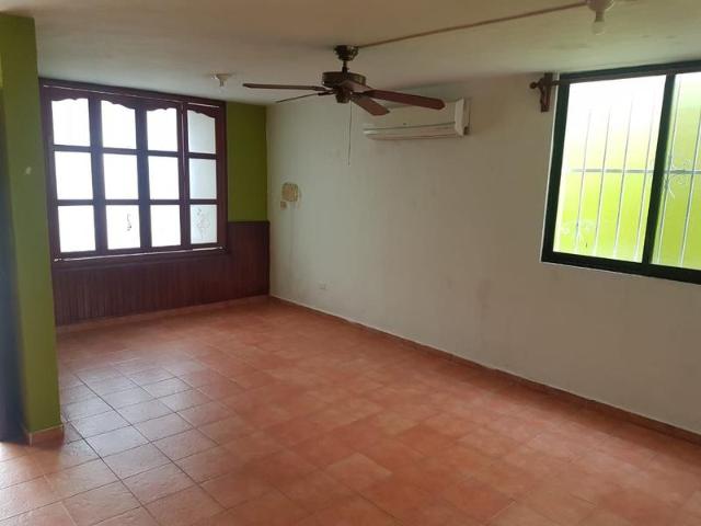 CASA EN VENTA Y RENTA, EN LA COL. SANTA RITA