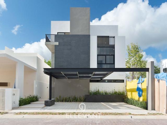CASA EN VENTA Y RENTA EN RESIDENCIAL VIA CUMBRES