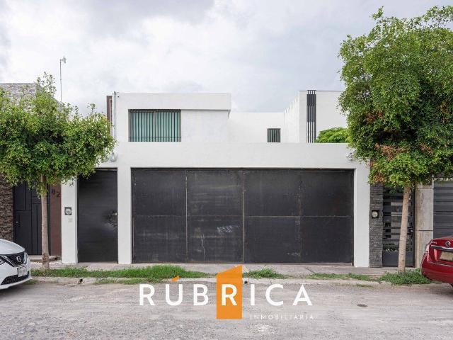 Casa en Venta y Renta, Fraccionamiento Las Palomas, Villa de Álvarez