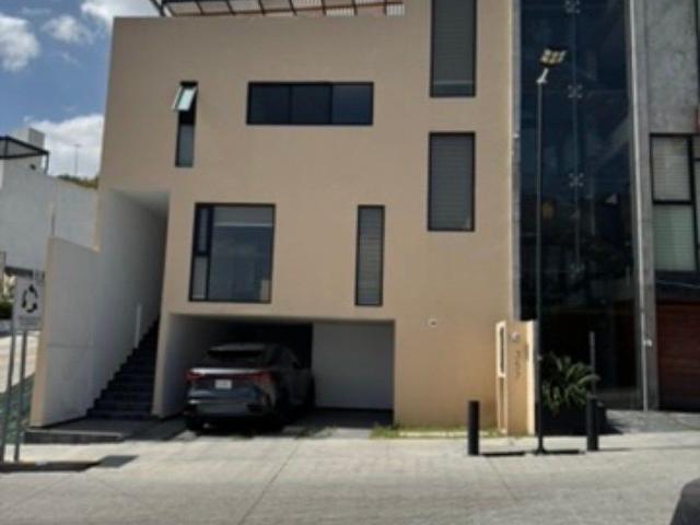 Casa en Venta y Renta ubicada en Bosque Esmeralda Atizapán Cod. EV1667 /Er1152