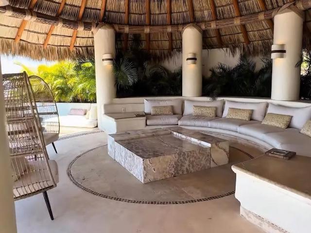 Casa en venta y renta vacacional con 7 recamaras fraccionamiento la Cima Brisas Acapulco