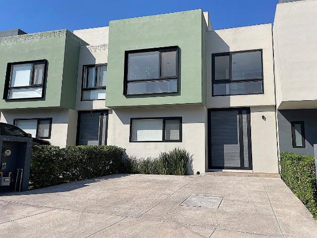 casa en venta y renta villas del refugio c2000