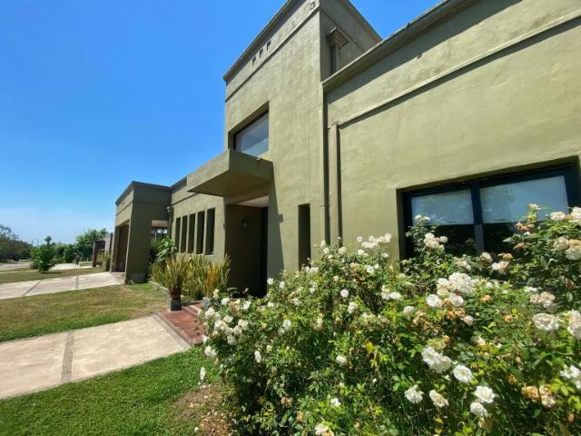 Casa en Venta Yerba Buena Tucuman