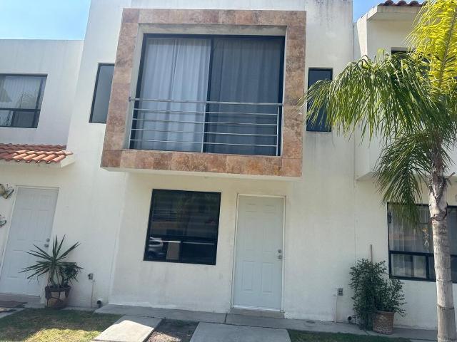 Casa en venta y/o renta en Sonterra, Corregidora | Privada con amenidades