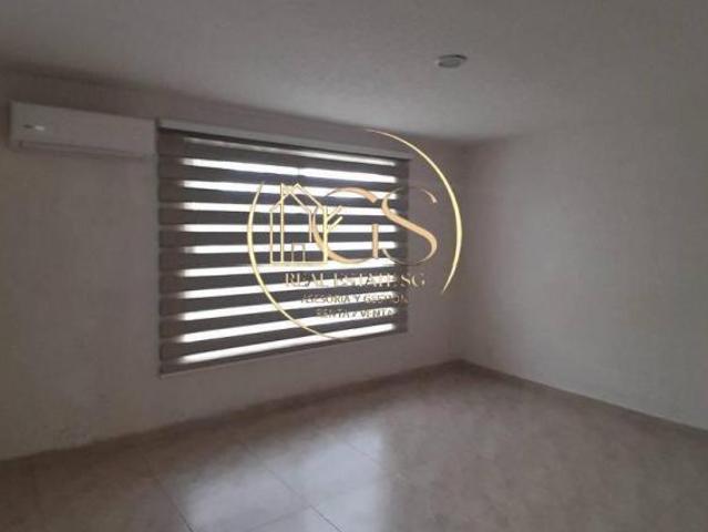 CASA EN VENTA KIIN RESIDENCIAL