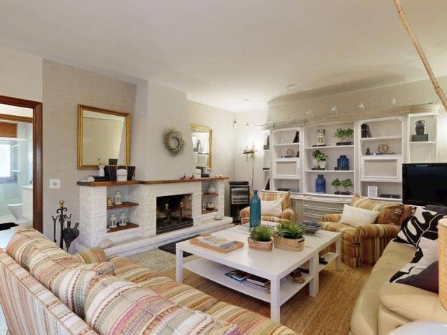 Casa de 250 m2 en venta Zaragoza, Aragón