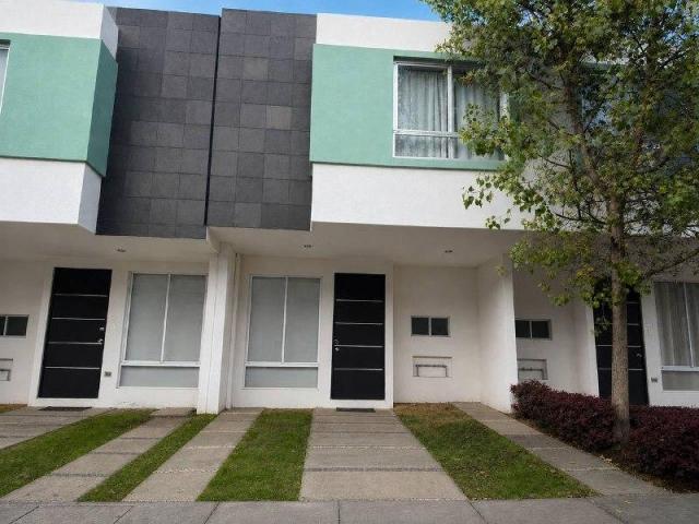 CASA EN VENTA EN ZINACANTEPEC, IDILLICA SERRATON