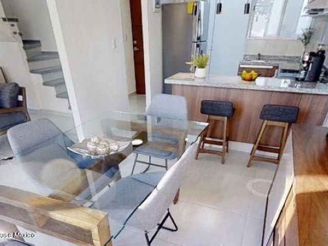 Casa en Venta Zinacantepec, San Miguel Zinacantepec GIS 26 2044