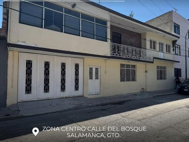 Casa en VENTA Zona Centro Calle del Bosque Salamanca, Gto