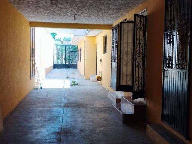 Casa en venta zona Centro 4