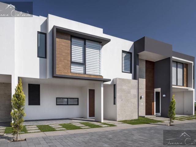 CASA EN VENTA ZONA AEROPUERTO RESIDENCIAL AUREA