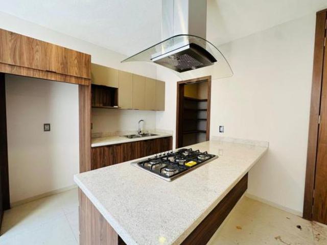 CASA EN VENTA ZONA ALTA DE TEPATITLAN