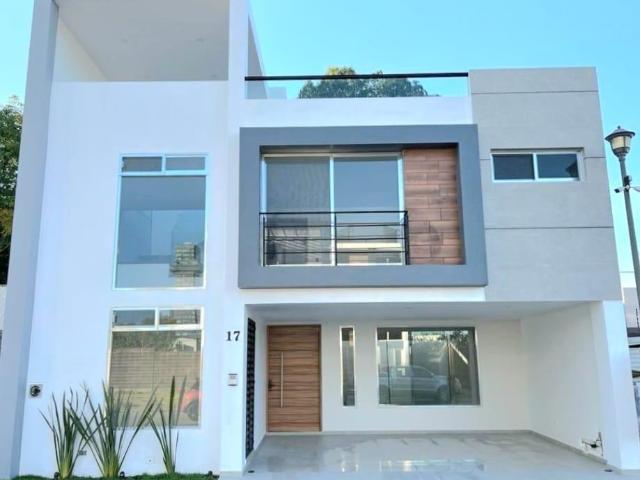 Casa en Venta Zona Atlixcayotl