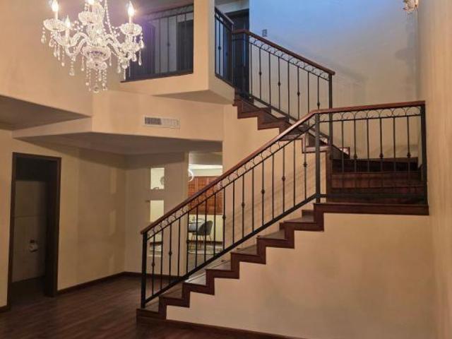 CASA EN VENTA ZONA DORADA CERRADA DEL SOL UNO