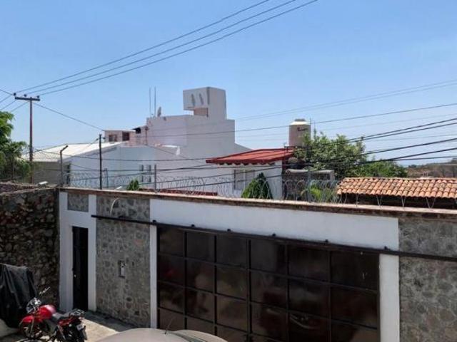 CASA EN VENTA ZONA NORTE CUERNAVACA El clima fresco y único que todos buscan en Cuernavaca