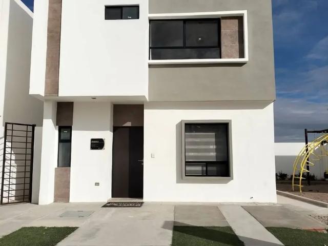 Casa en VENTA ZONA senderos MODELO THERA 4 recámaras
