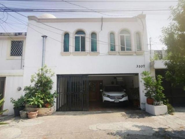 CASA EN VENTA ZONA VALLE PTE