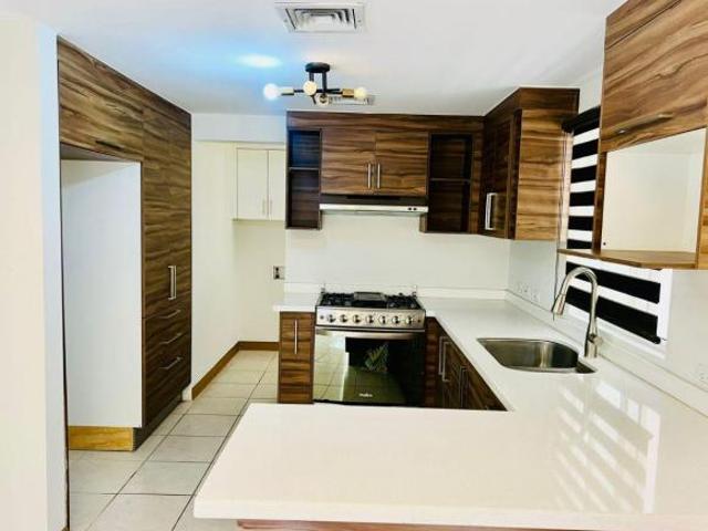 CASA EN VENTA ZONA VALLES