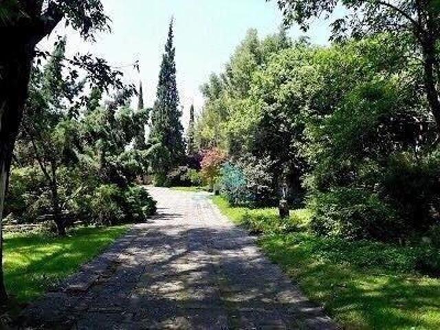 CASA EN VENTA 1 HECTÁREA FRACCIONAMIENTO HACIENDA VALLE VERDE
