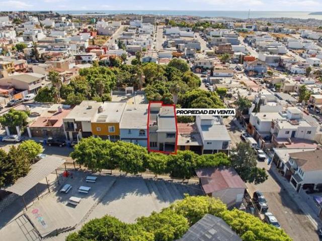 CASA EN VENTA 1ERA, SECCION DE SANTA FE, TIJUANA, B.C