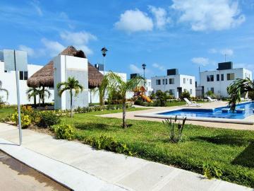 CASA EN VENTA 2 RECAMARAS, ALBERCA, EN PRIVADA LAS PALMAS KANASIN FVC 2744