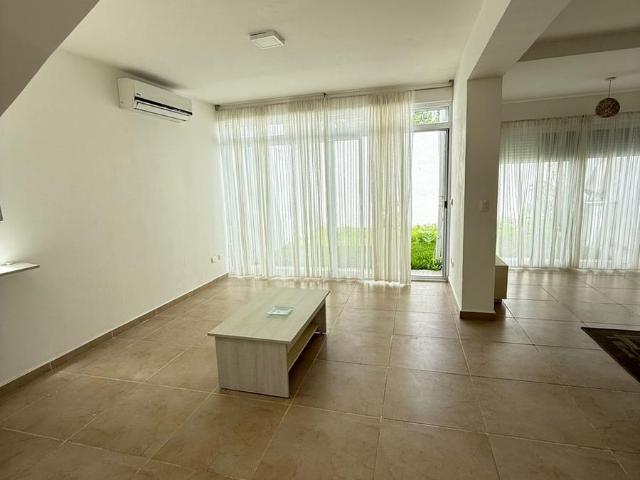 CASA EN RENTA, SEMIAMUEBLADA, 3 RECAMARAS, RESIDENCIAL IZAMAL, SM 320, POLIGONO SUR, CANCUN
