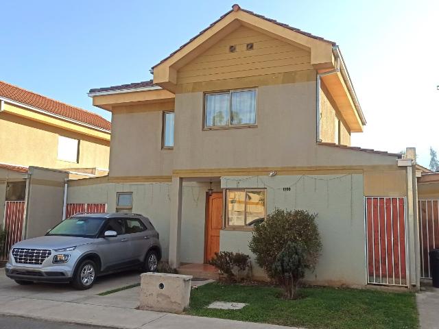 Casa en Venta 3D 3B Condominio Las Azaleas Machalí | Amplio Terreno 236 m² + Patio + Balcones