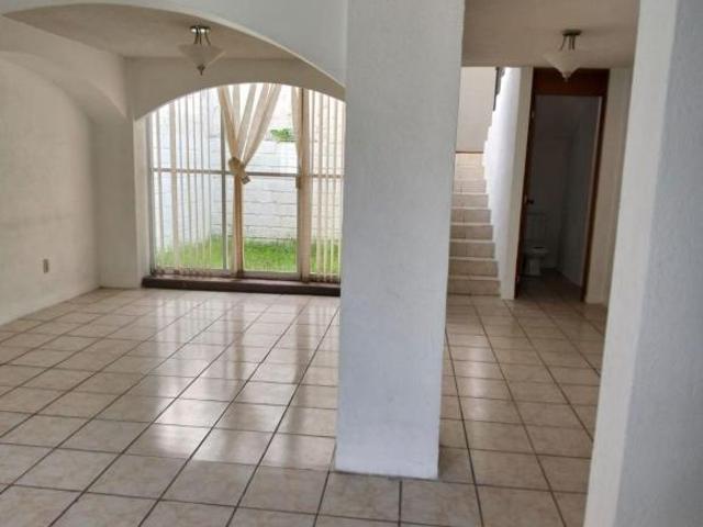 Casa en Venta !