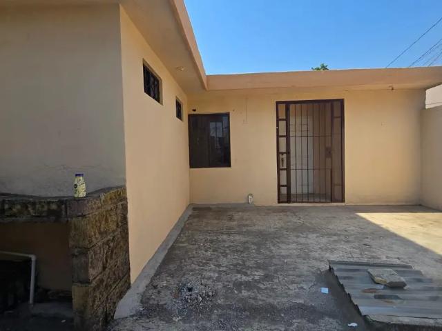 CASA EN VENTA