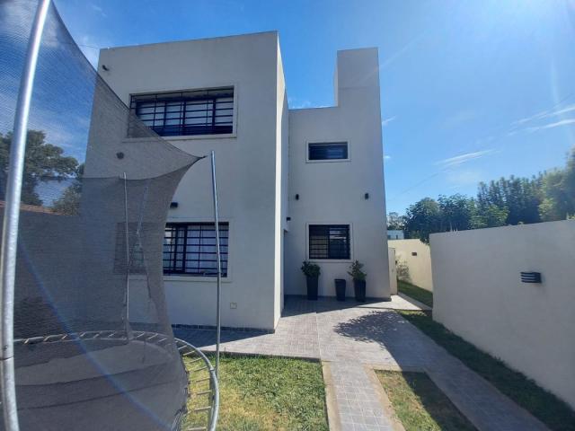 Casa EN VENTA