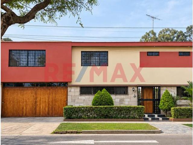 Casa En Venta 410Metros Surco Calle Galeano