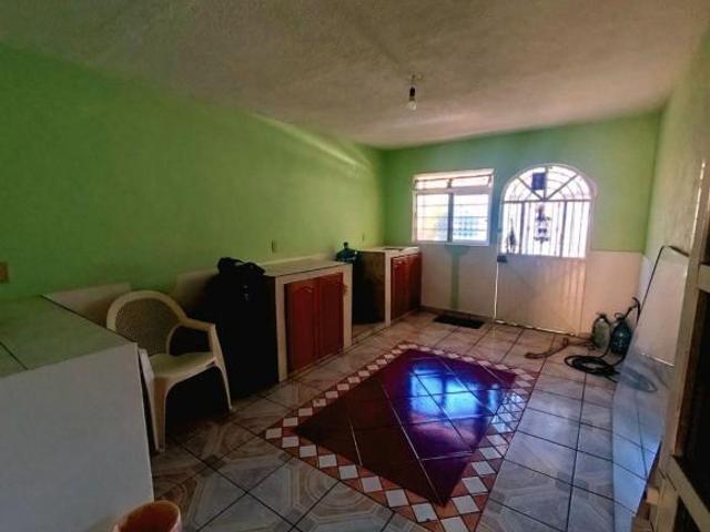 Casa en venta 4 habitaciones– Colonia Libertad