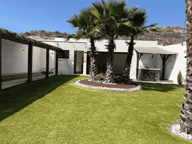 Casa en venta, 4 Recamaras y alberca, Residencial las Palmas Atlixco, Puebla