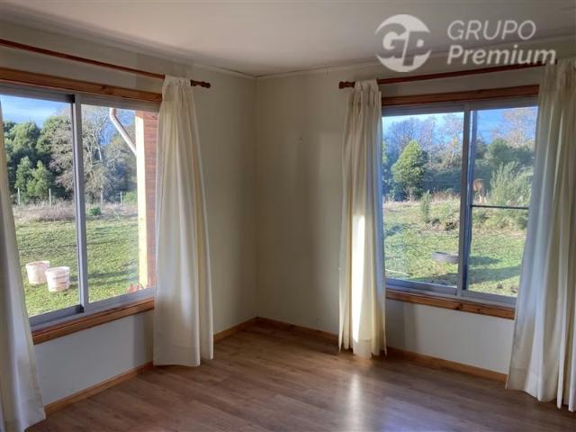 Casa en venta 4D2B en terreno de 5000mt2 en Teodoro Schmidt | 4 dormitorios por 150000. 00 en Teodoro Schmidt