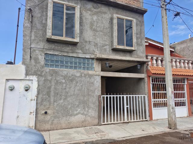 CASA EN VENTA