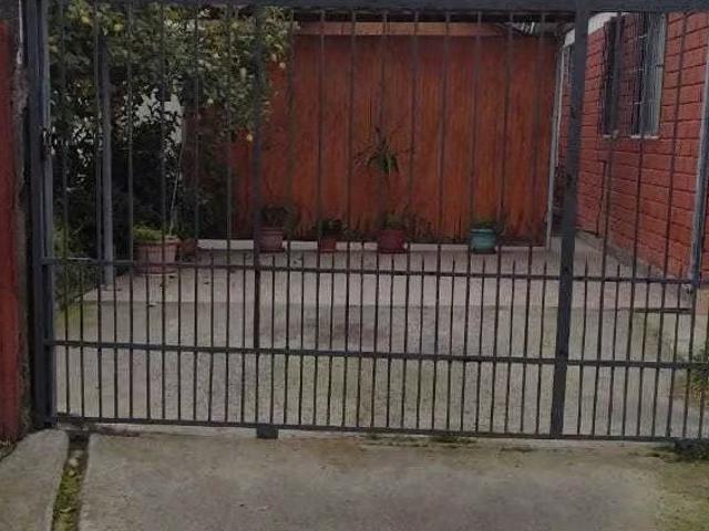 Casa en venta 5 de Abril con Aeropuerto, Estacion central | 3 dormitorios por 145000. 00 en Santiago
