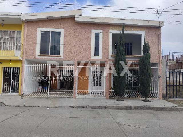 Casa en venta 5 recamaras col. 16 de Septiembre