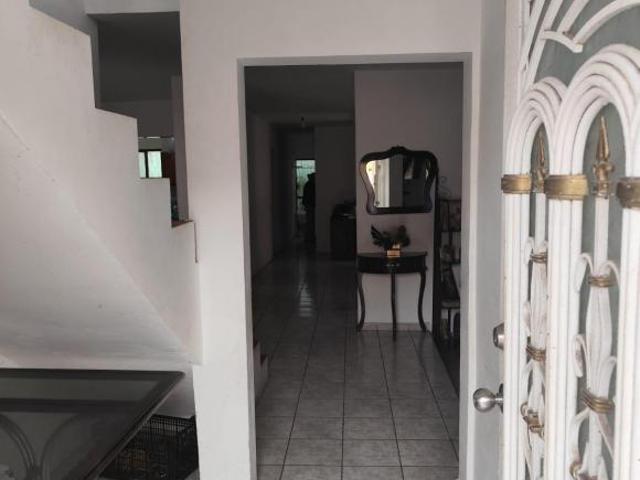 Casa en venta 5 recamaras col. 16 de Septiembre 4