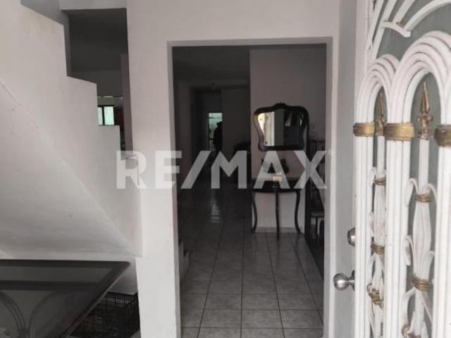 Casa en venta 5 recamaras col. 16 de Septiembre 4