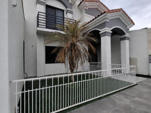 CASA EN VENTA