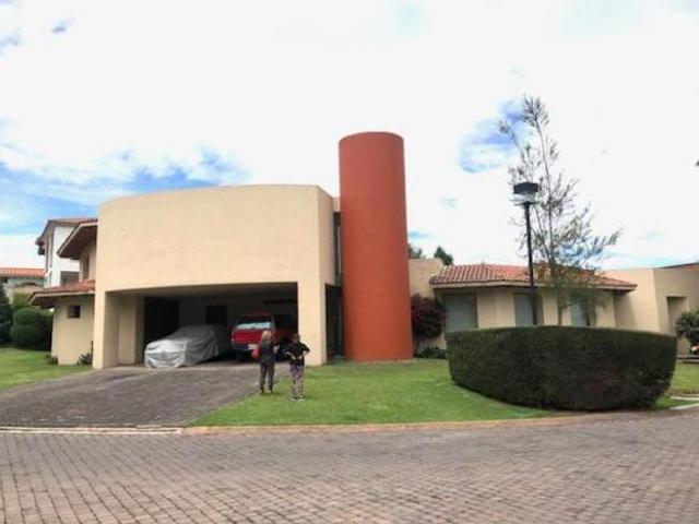 Casa en Venta 750 m² Construcción en Club de Golf Los Encinos, Lerma | 1,250 m² Terreno, 4 Recámaras