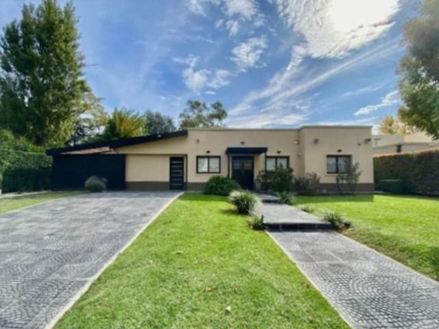 Casa EN VENTA