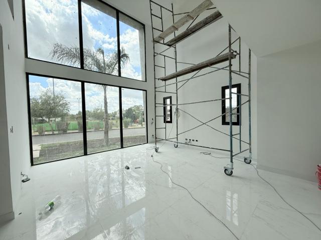 Casa EN ALQUILER