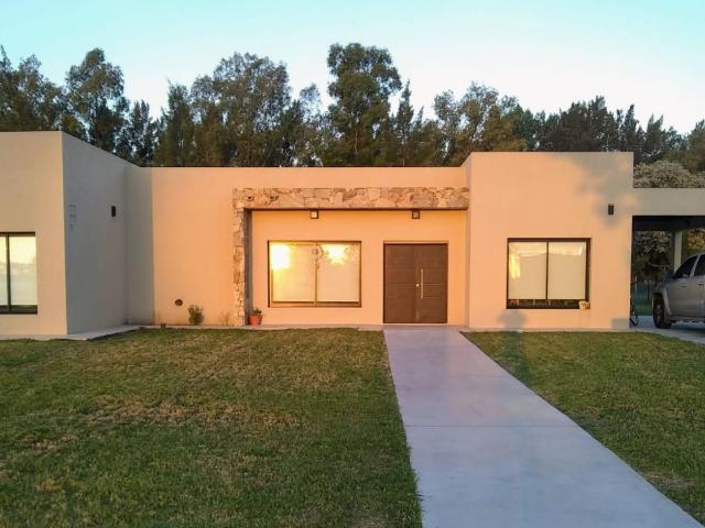 Casa EN VENTA