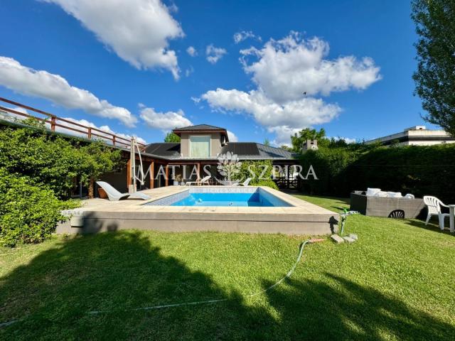 Casa EN VENTA