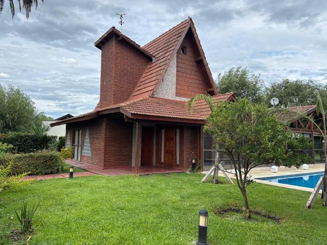 Casa EN VENTA